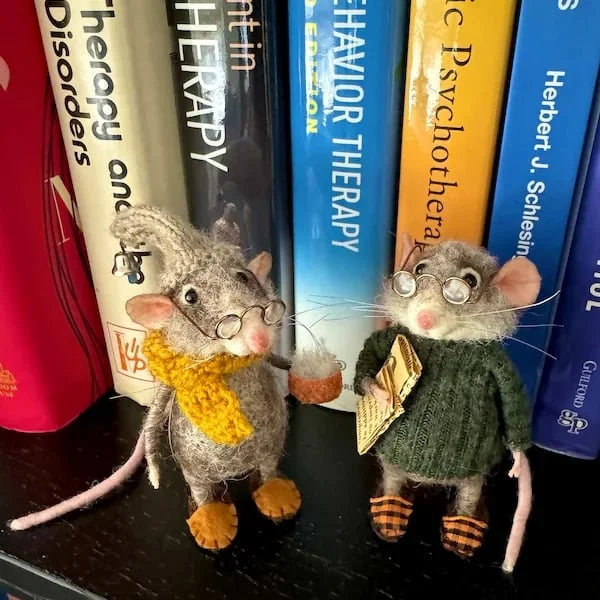 Handmade Felted Mouse Decoration | Eco-Friendly Wool | Holiday Ornament & Gift