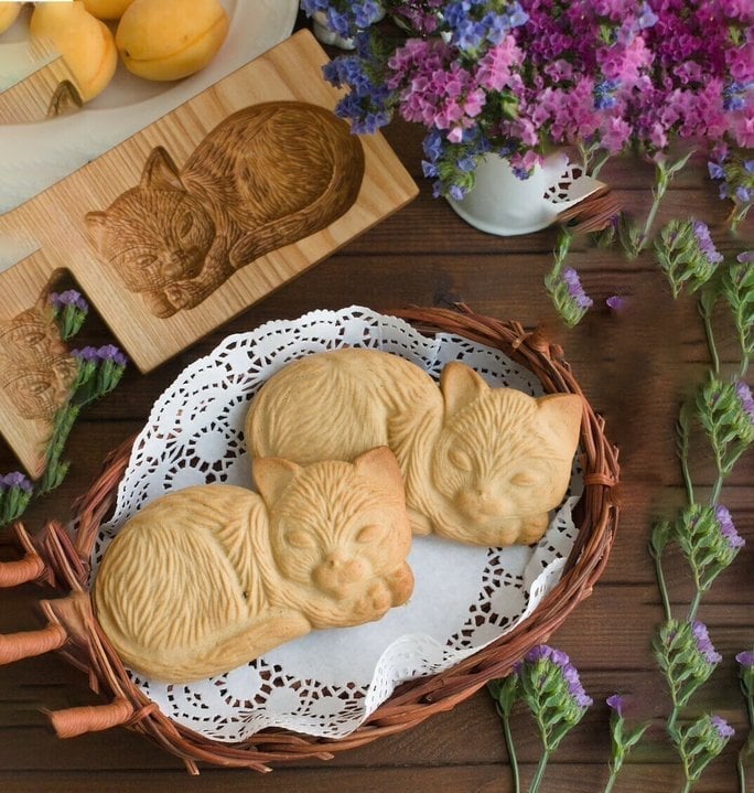 Wooden Cookie Mold Set | Engraved Pastry Stamps | Gingerbread & Biscuit Press