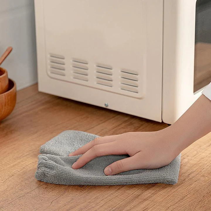 SwiftClean™ Flexible Surface Cleaner