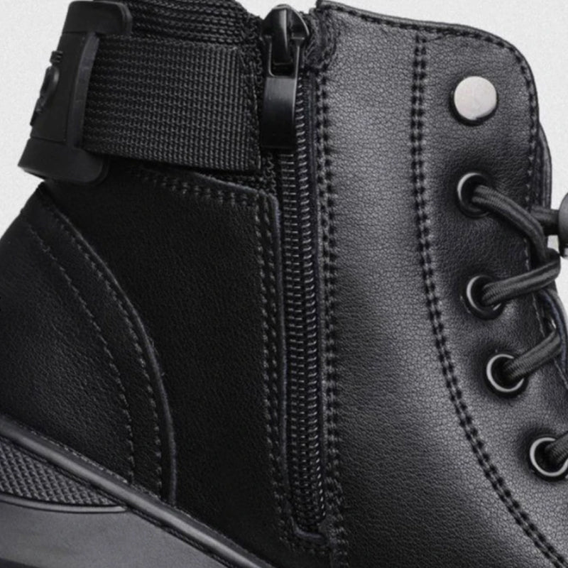 Cooper™ Luxurious Leather Warmth