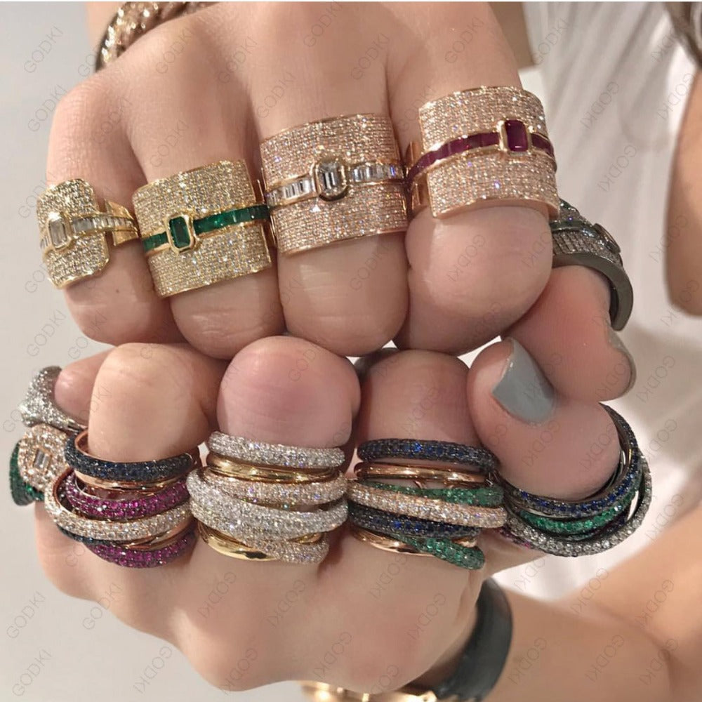 RegalRings™ Timeless Fashion Statement