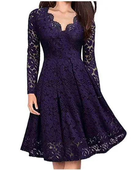 Lace dress with V-neck - Lara