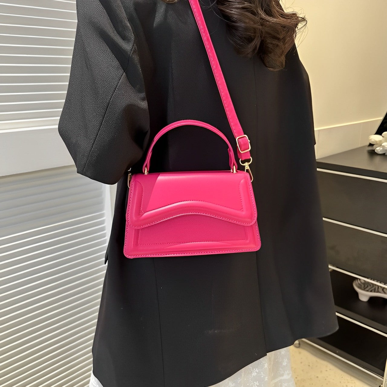 50% Discount | Venora™ | Stylish Women's Shoulder Bag