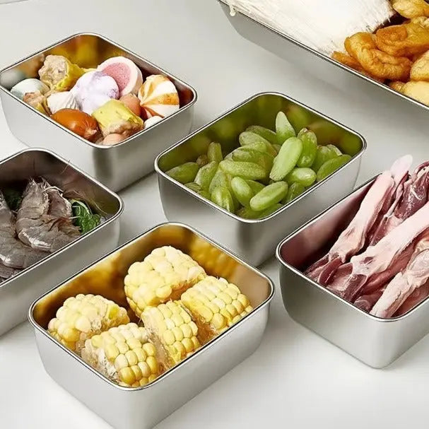 Microwaveable containers with sealing lids (2+1 free)