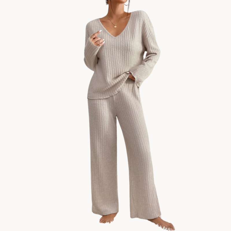 Daphne | Stylish Ribbed Design Two-Piece Set for Women