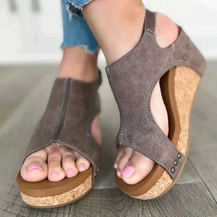 Ross™ Confident and Pain-Free Walking this Summer