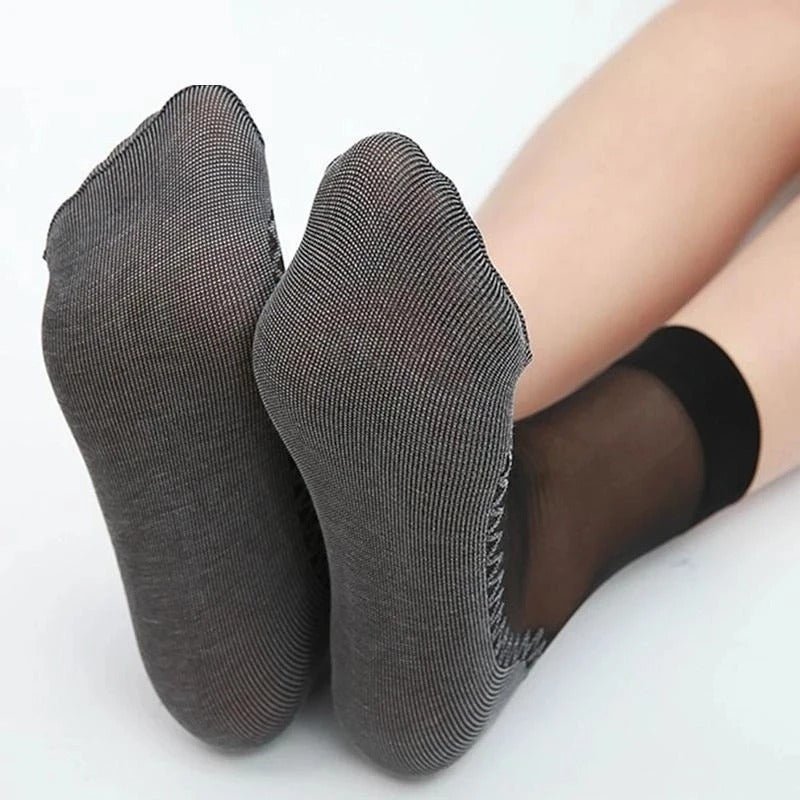 Women’s No-Show Socks | Anti-Slip Cotton Blend | Breathable & Durable Everyday Wear