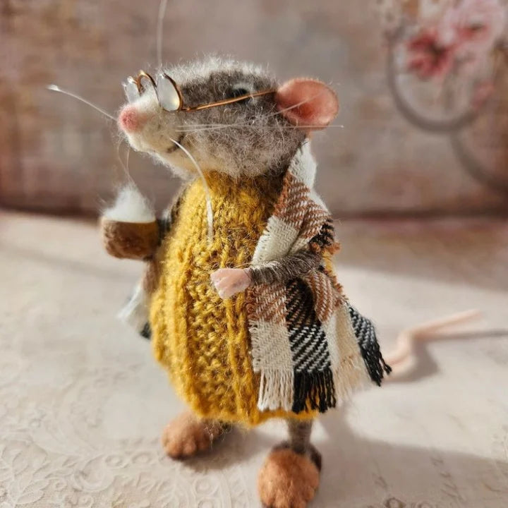 Handmade Felted Mouse Decoration | Eco-Friendly Wool | Holiday Ornament & Gift