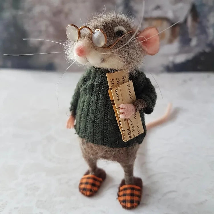 Handmade Felted Mouse Decoration | Eco-Friendly Wool | Holiday Ornament & Gift