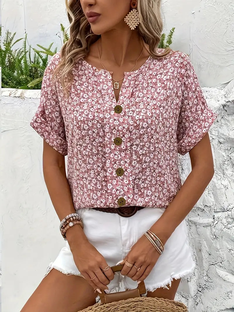 Lina – Short Summer Top with Feminine Note