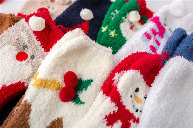 MerryFeet™ Cozy Christmas Socks | Plush Coral Fleece | Warm Winter Gift Box