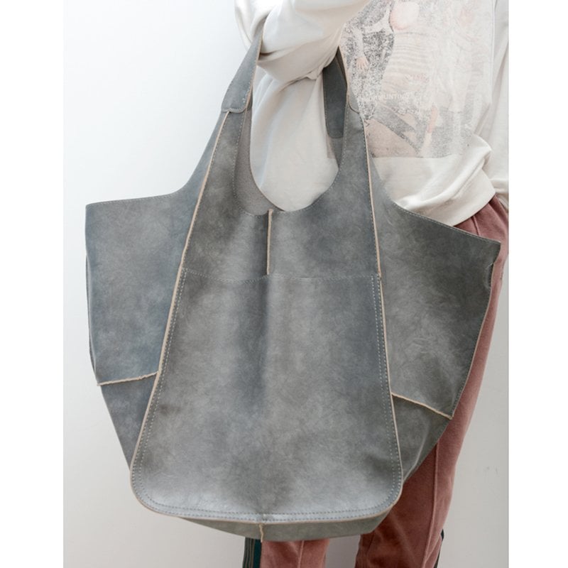 LuxeCarry™ Spacious Chic Organization