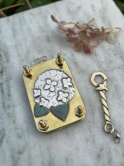 Mini Flower Press | Compact Botanical Keepsake Maker | Portable Craft Tool