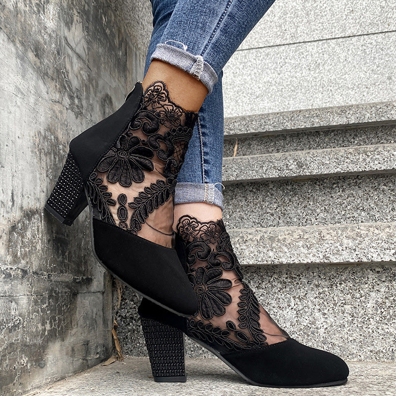 Stella™ Lightweight Feminine Charm