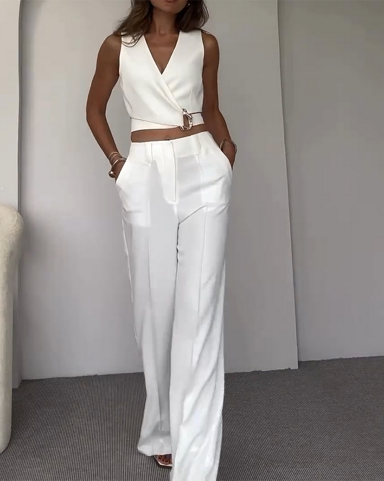 Tiana™ Structured Sleek Silhouette