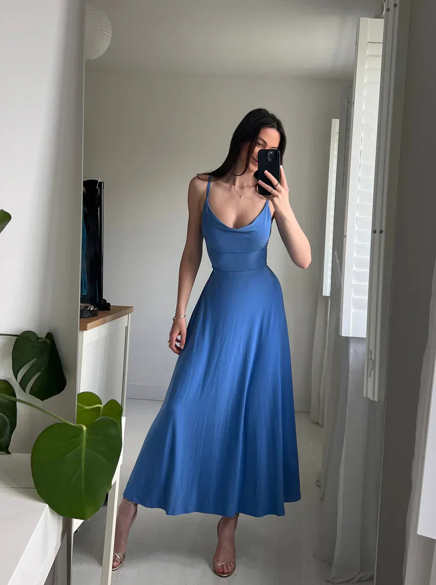 Allison™ Flowy Feminine Silhouette