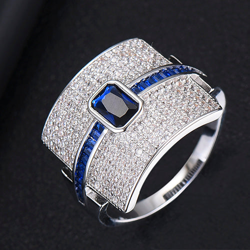 RegalRings™ Timeless Fashion Statement