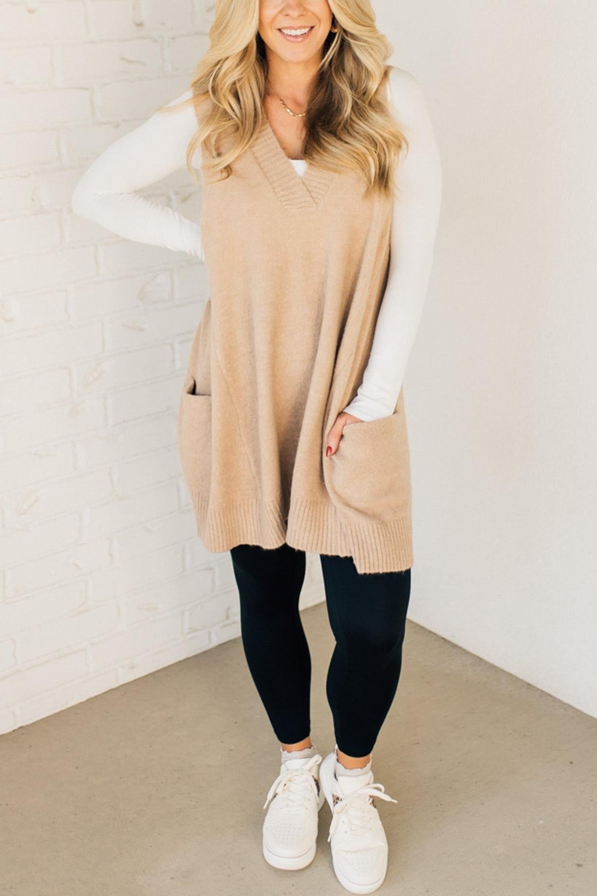 Women’s Sweater Vest | Cozy Oversized Fit with Pockets | Lightweight & Fuzzy Knit