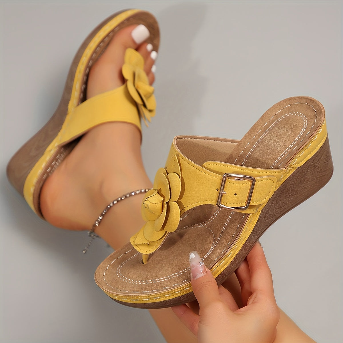 Floranya™ – Women's Platform Sandals with Elegant Flower Detail and Comfort