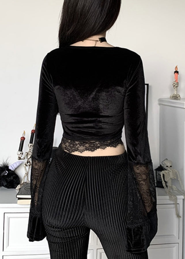 Josephine™ Chic Lace Charm