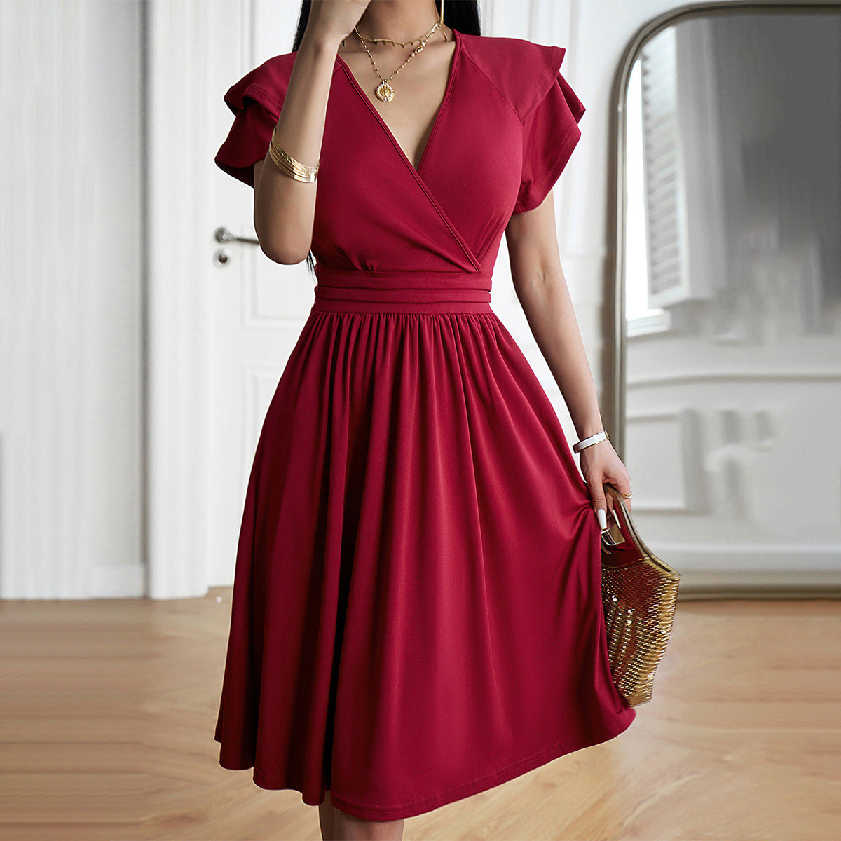 Eleganza™ – Women's Midi Dress with V-Neck for Elegant Occasions