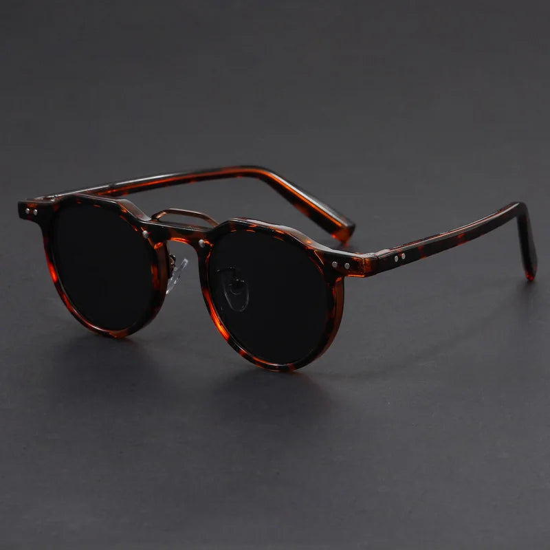 Retro Sunglasses | UrbanRay™ Stark Vintage Vibe | UV400 Protection | Scratch-Resistant Lenses | Unisex