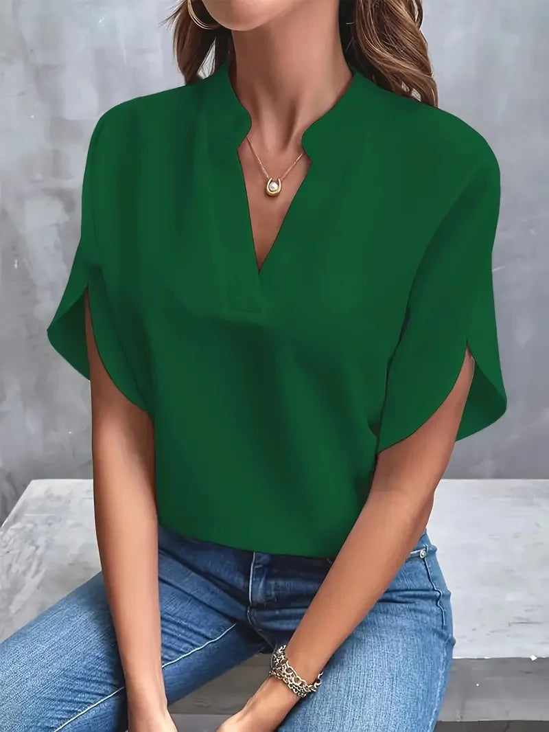 Isalie – Elegant V-Neck Blouse with flowing fabric