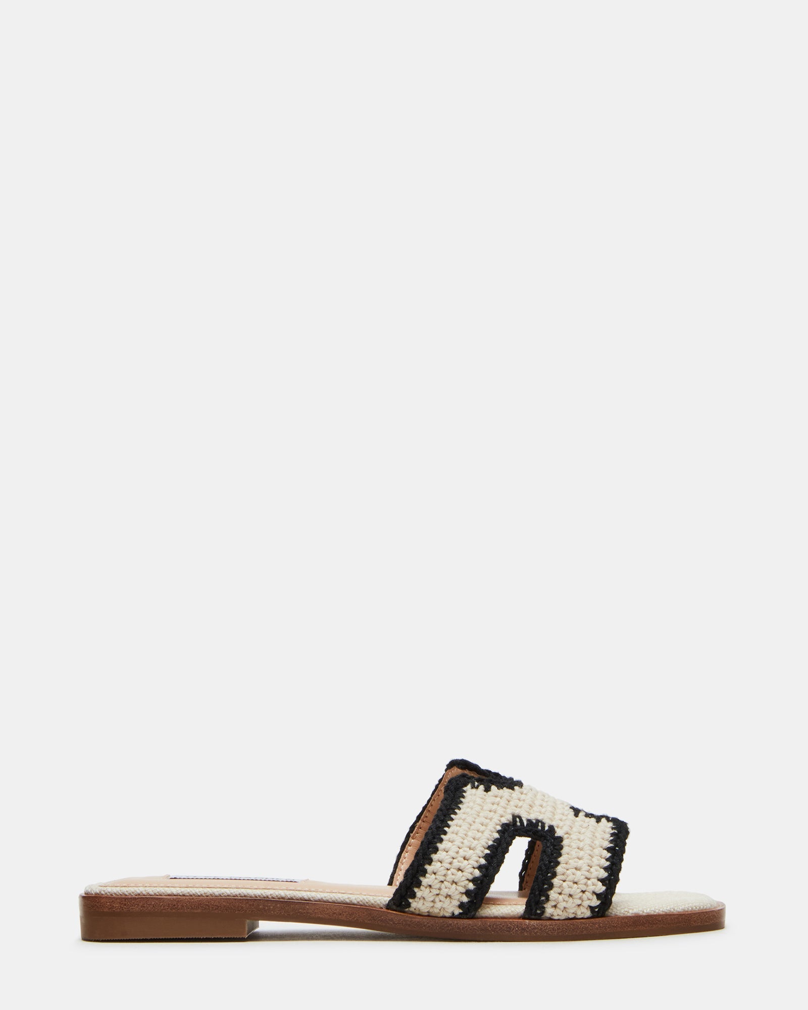 Niccola™ Lightweight Walking Ease