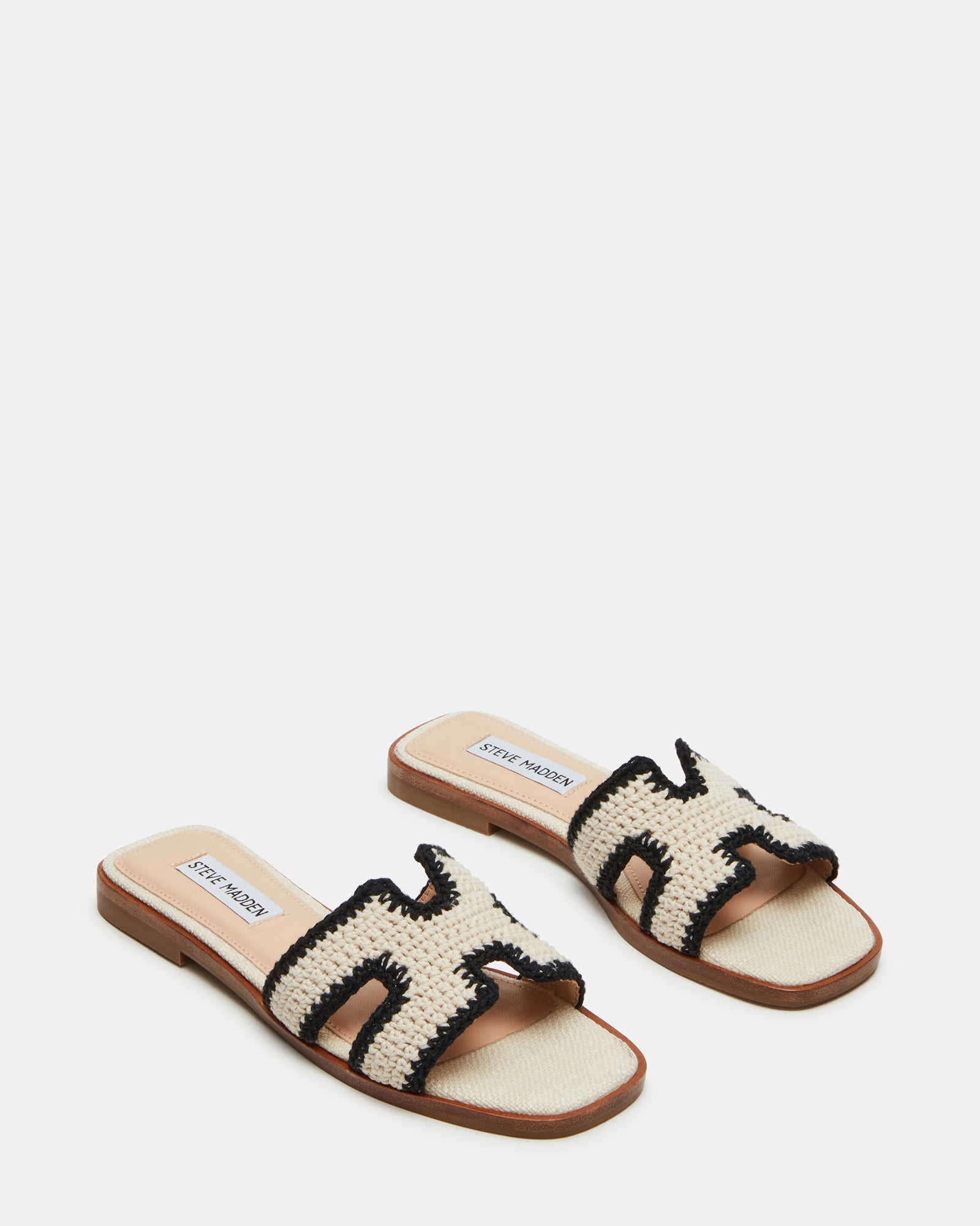 Niccola™ Lightweight Walking Ease