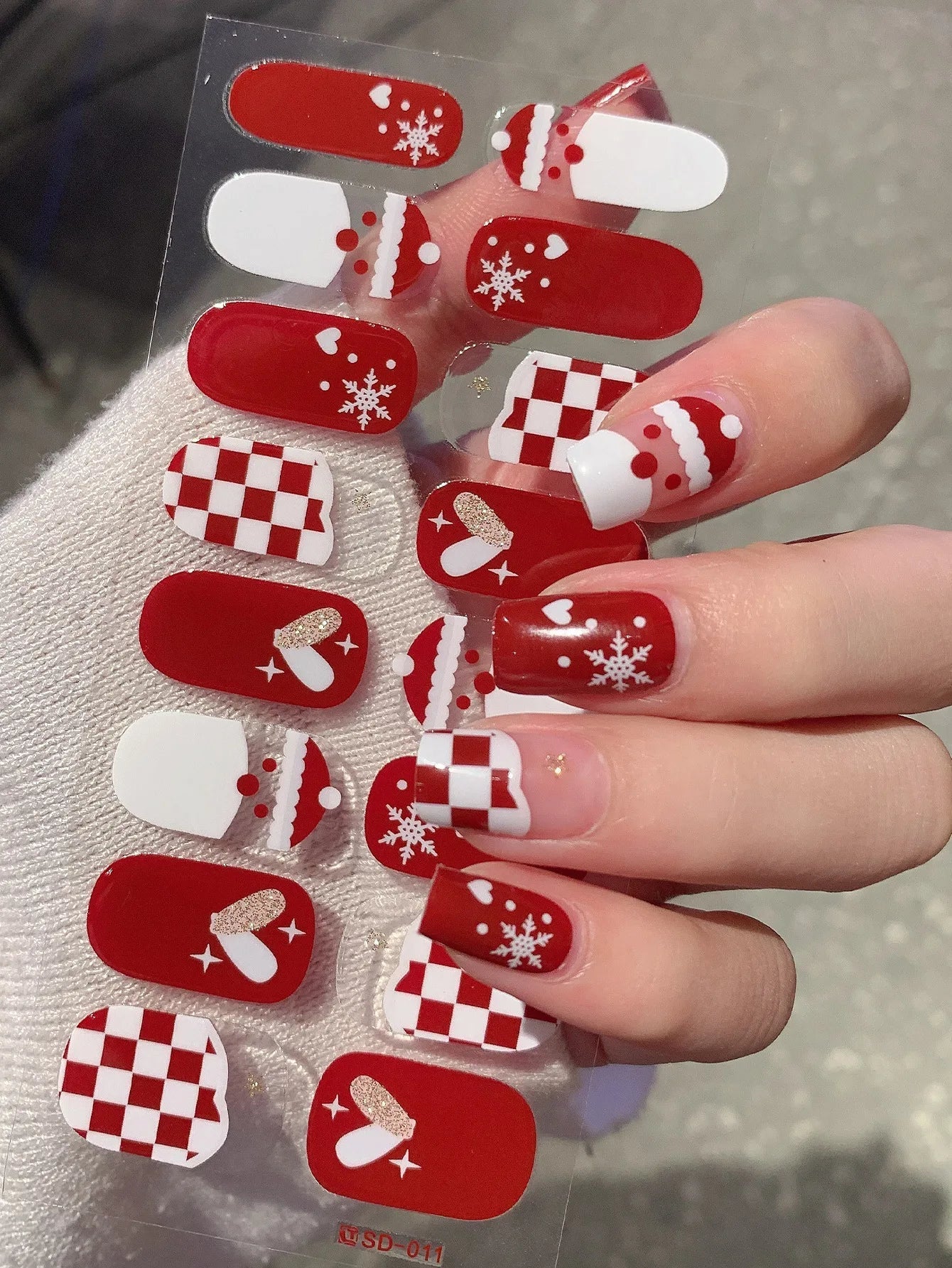 Christmas Nail Stickers | Festive Holiday Designs | Long-Lasting Glossy Finish