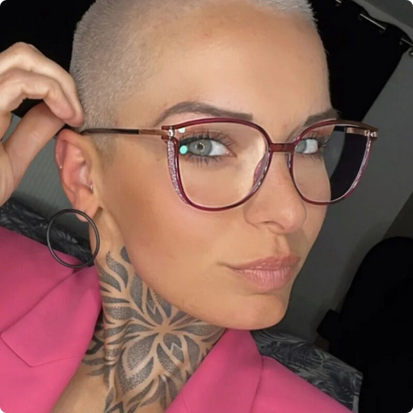 VisionLuxe™ Premium Reading Experience