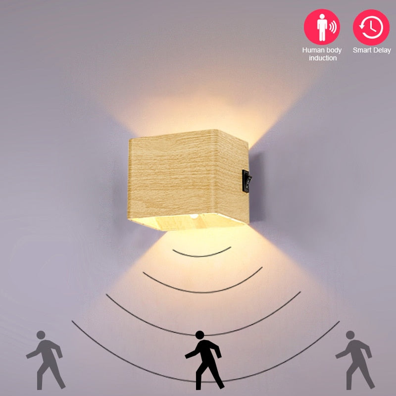 Cube-Delight™ - The wireless and luxurious wall lamp!