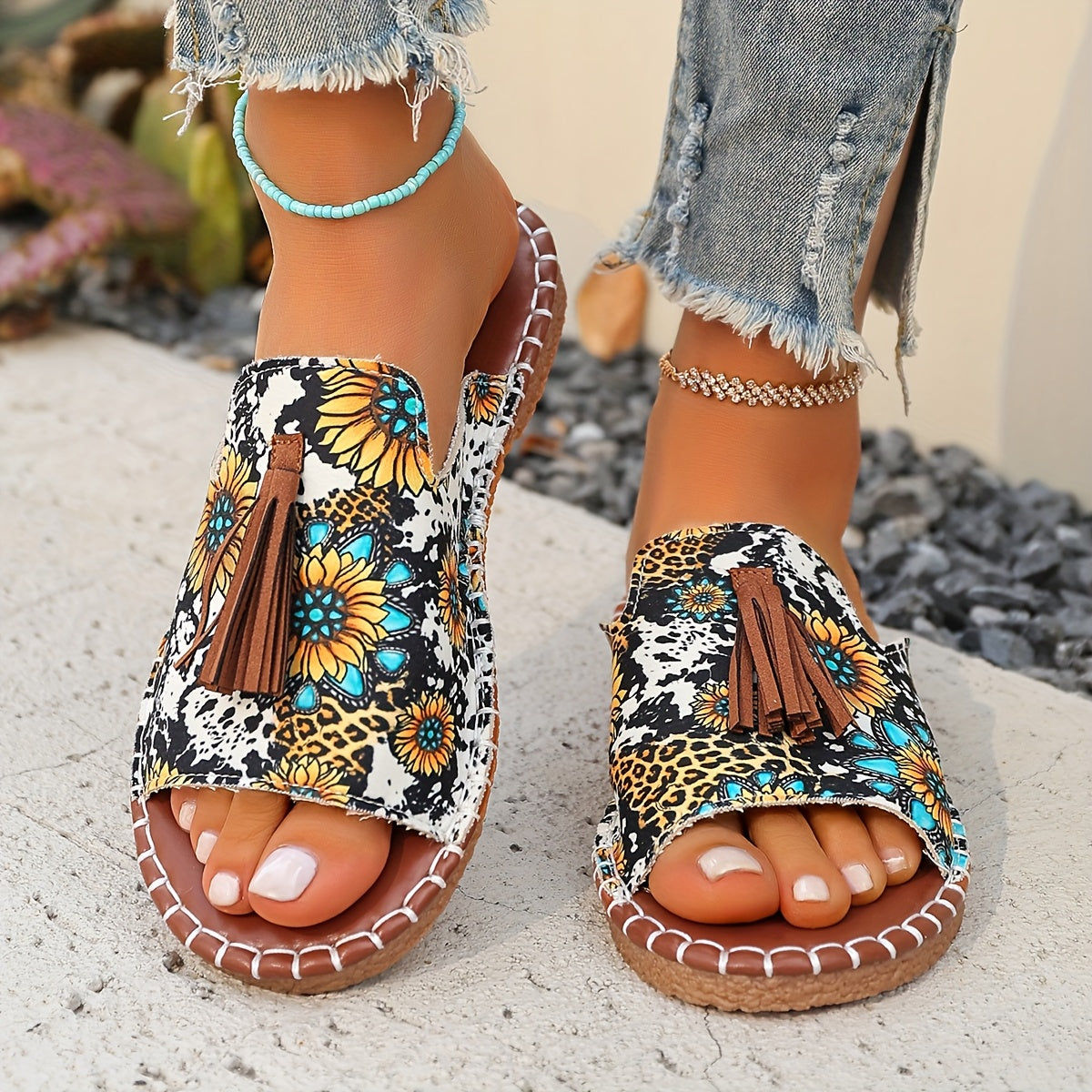 Solario™ – Comfortable women's slides with ergonomic comfort sole