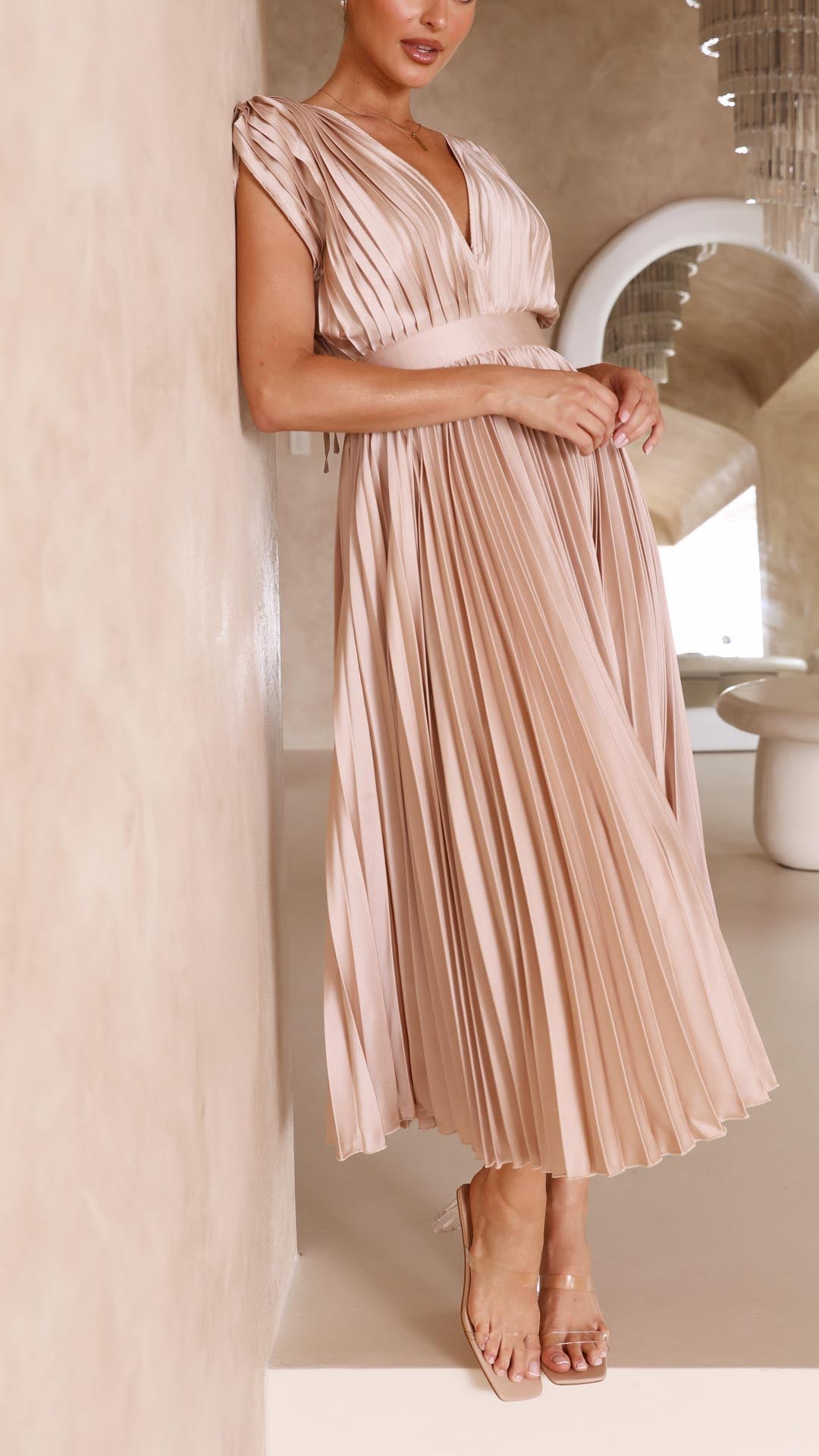 Maria | Elegant & Sophisticated Pleated Dress