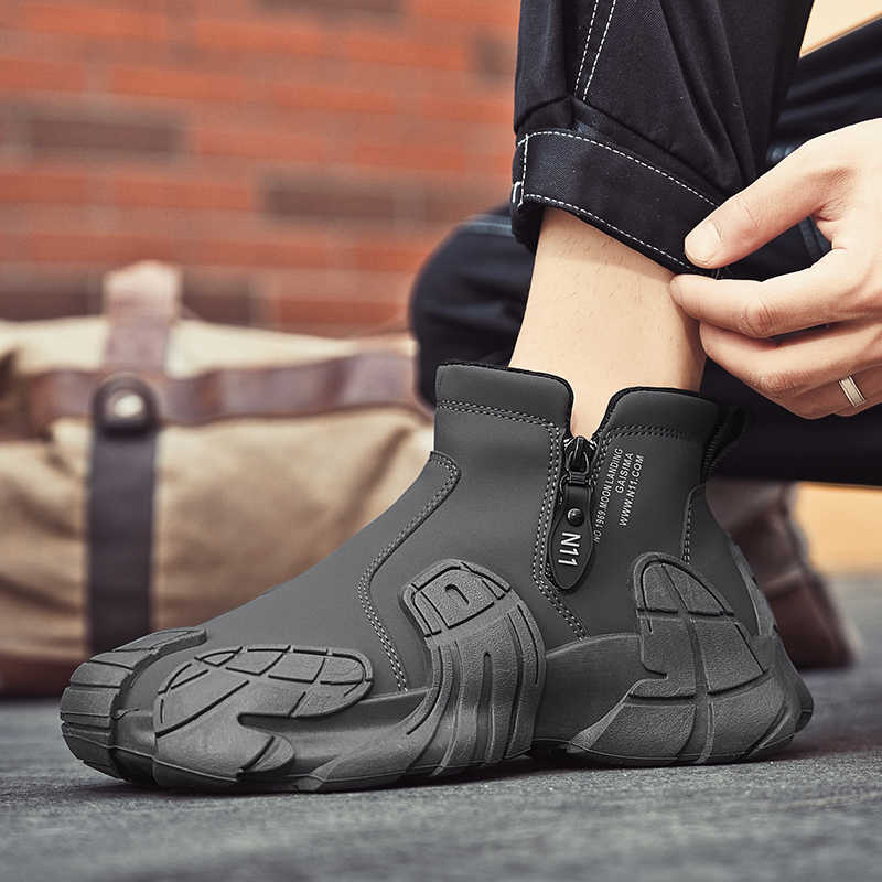 Men’s Waterproof Martin Boots | Wear-Resistant | Anti-Slip Sole | All-Day Comfort