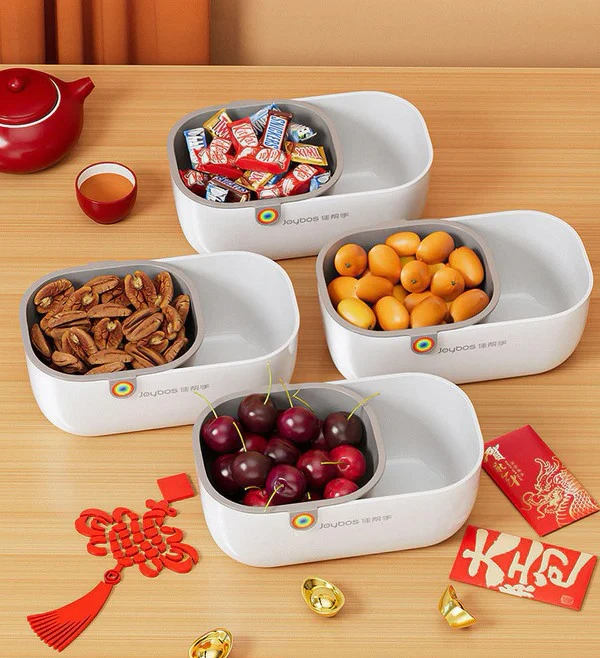 Snacking Without Spills