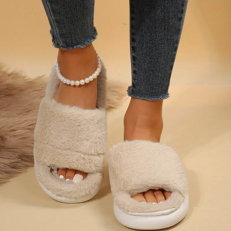CozyStrides™ Cloud-Like Foot Feel