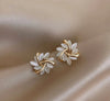 Elegant and exquisite gold opal flower circle stud earrings