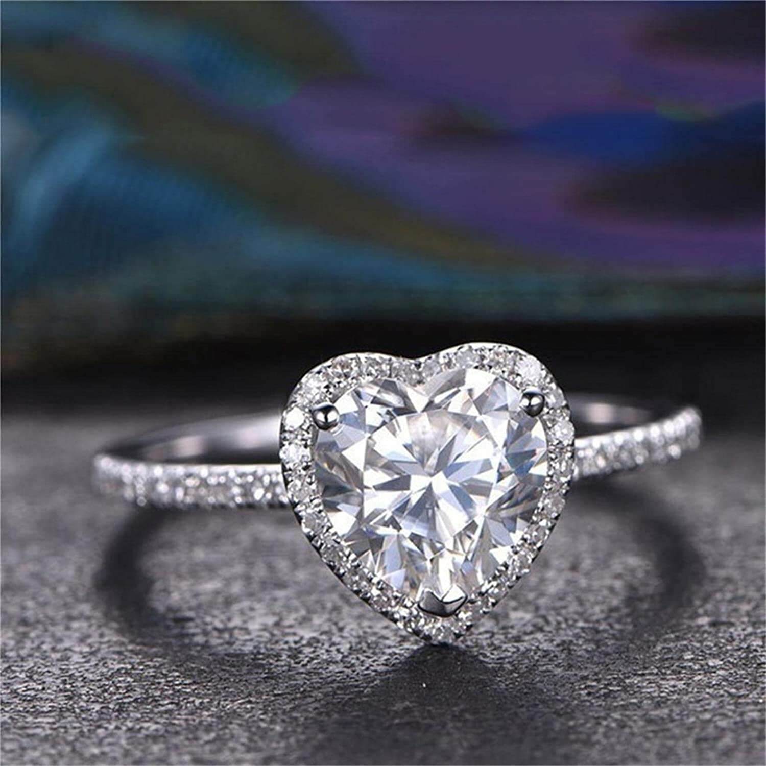 CrystalLove™ Brilliant Romance Ring