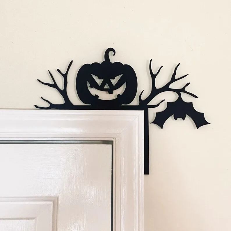 SpookyTopper™ Spookopper Metal Halloween Door Topper