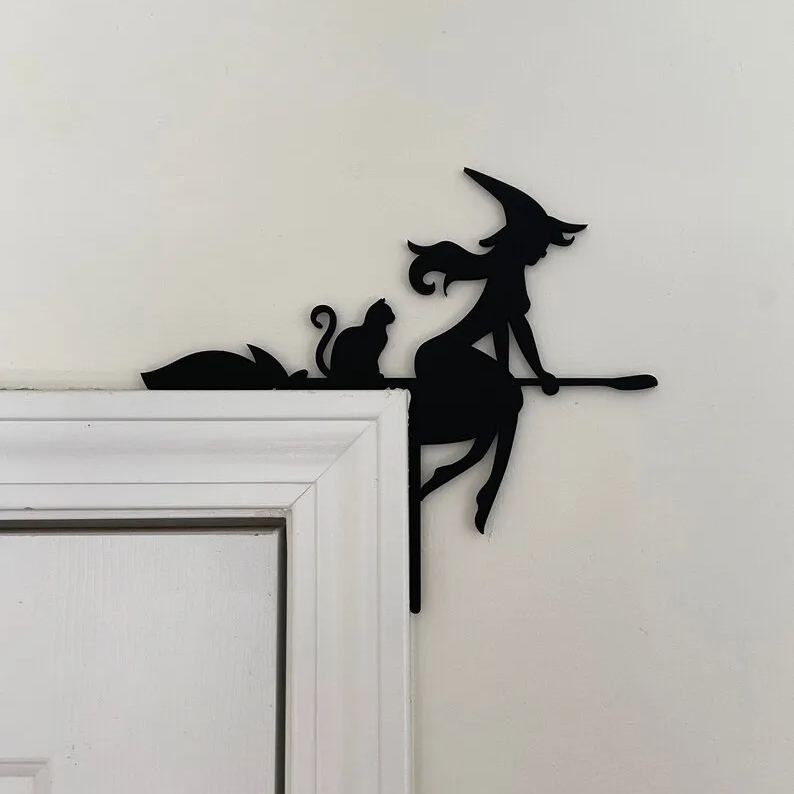 SpookyTopper™ Spookopper Metal Halloween Door Topper