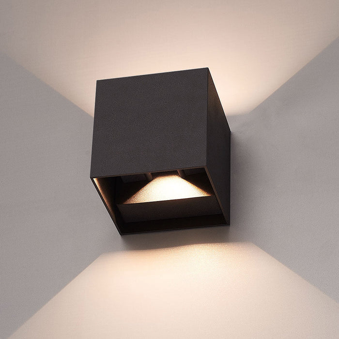 Cube-Delight™ - The wireless and luxurious wall lamp!