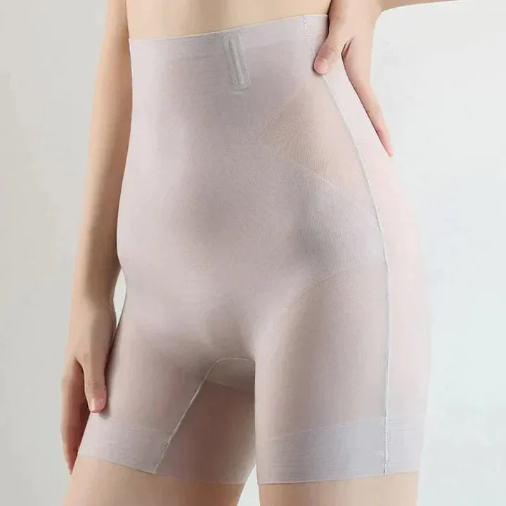 Shapewear Chic - Ultra-Thin Panties to Lift the Hips