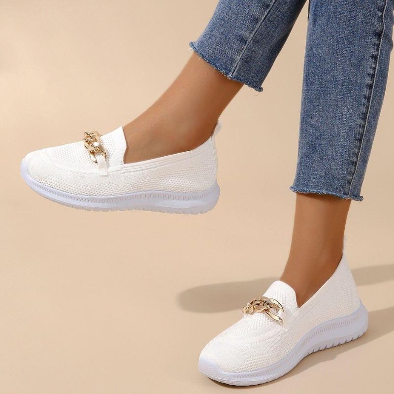 Women's shoes for pain-free feet
