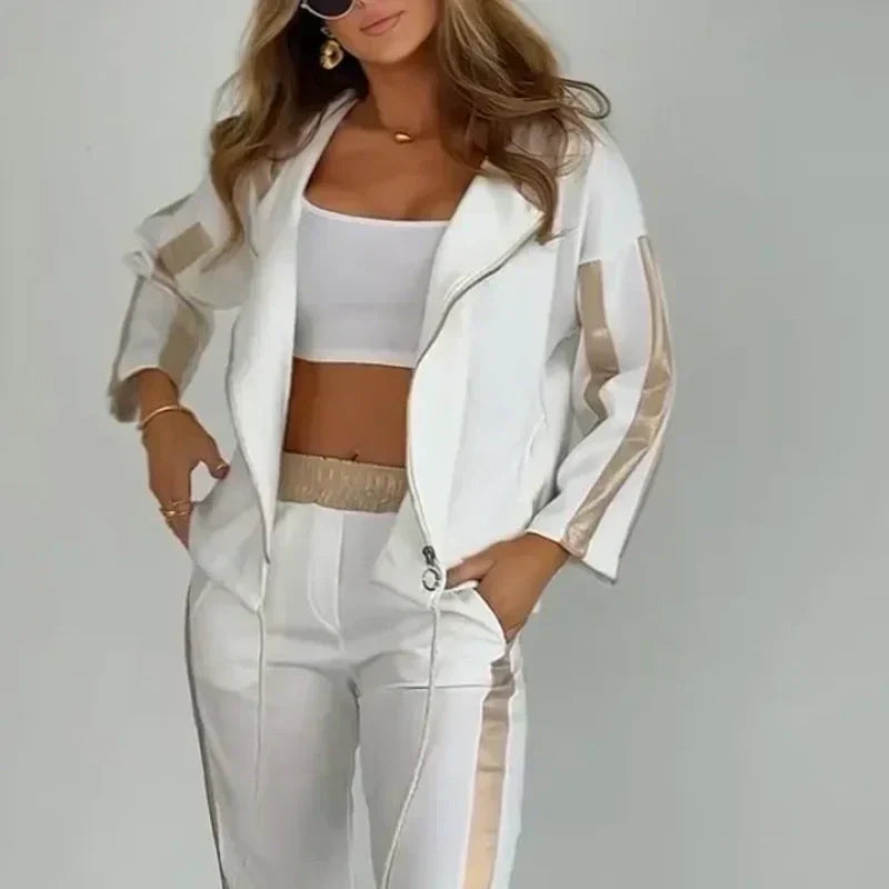 Lucia™ Casual Cool Confidence