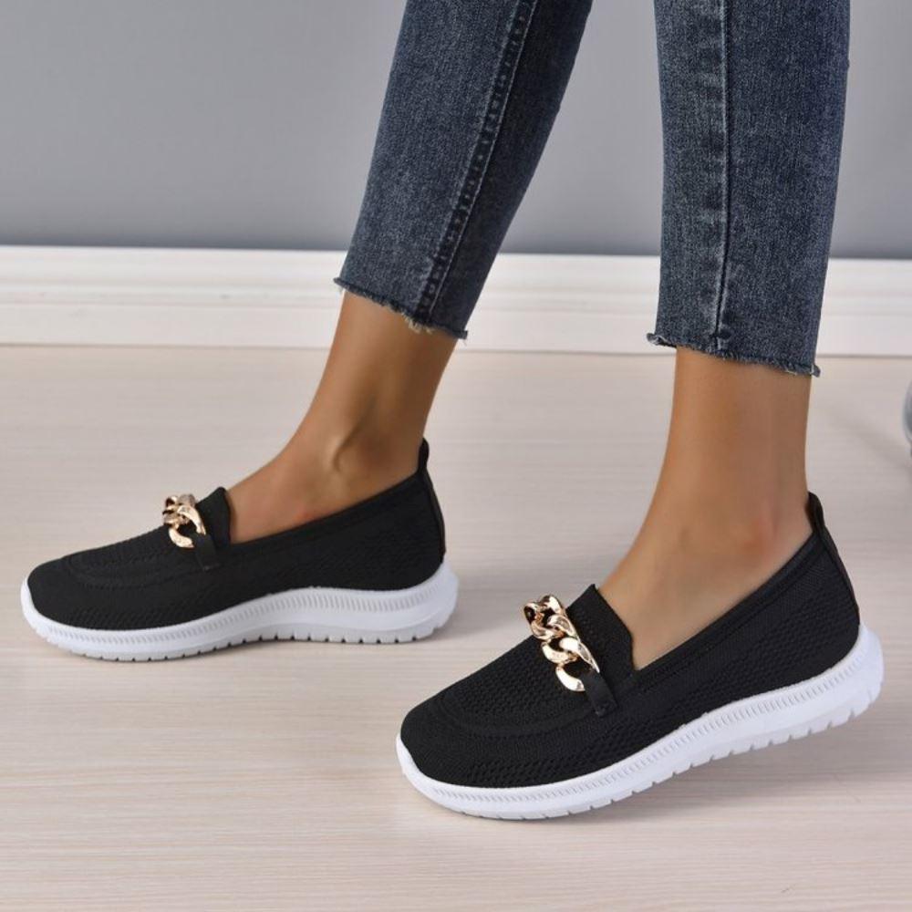 Women's shoes for pain-free feet